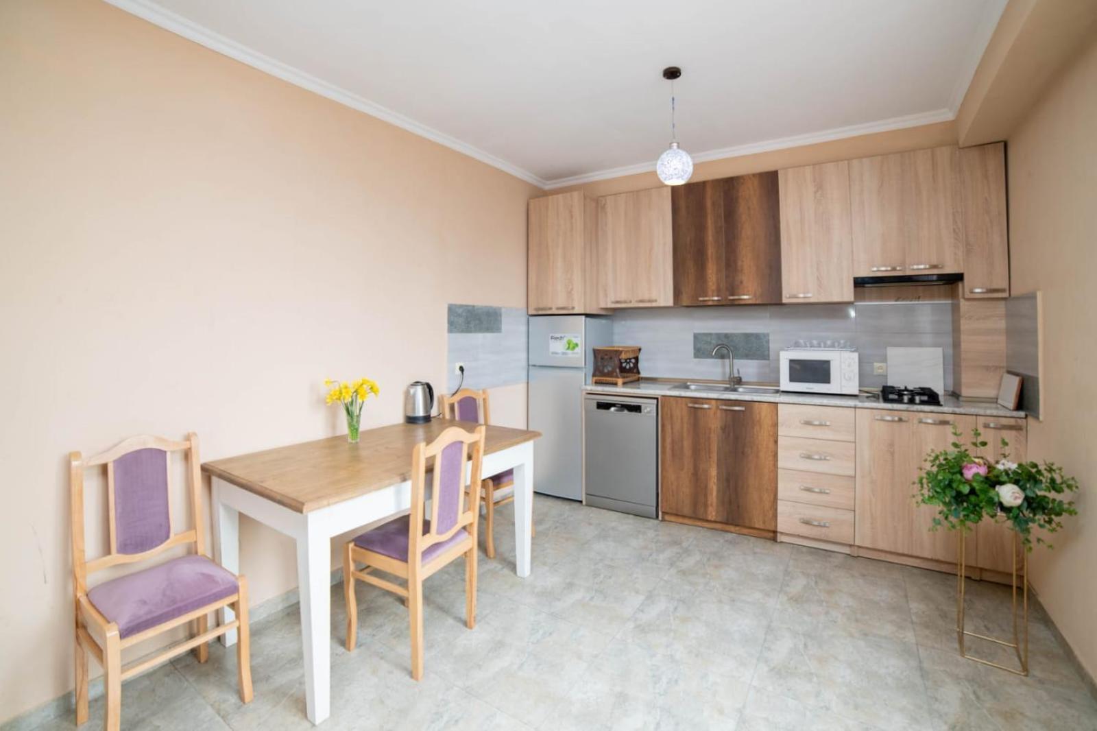 Guest House Kavkasioni 33 Телави Екстериор снимка