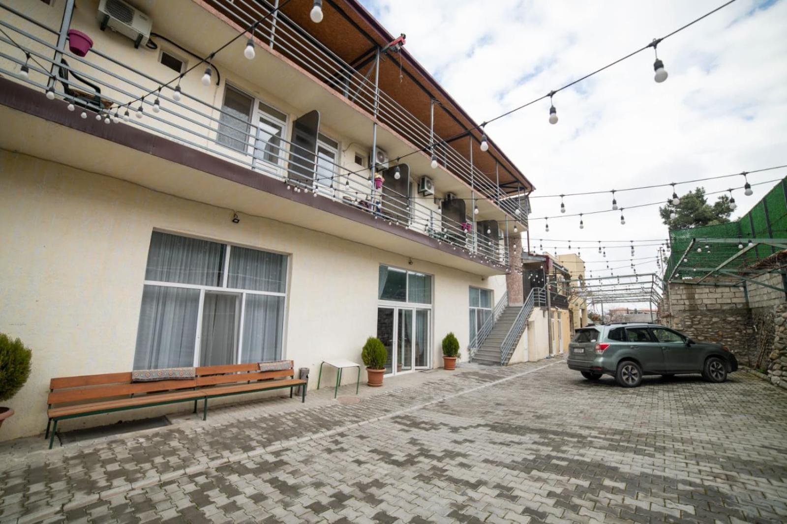 Guest House Kavkasioni 33 Телави Екстериор снимка