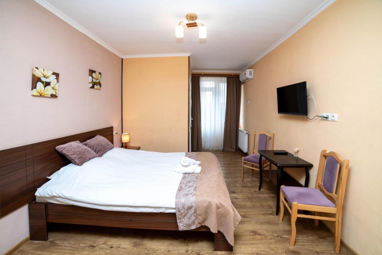 Guest House Kavkasioni 33 Телави Екстериор снимка